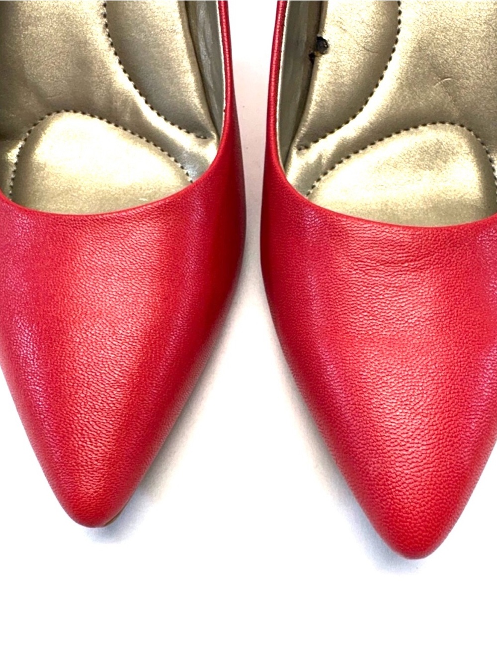 NEW Bandolino Red Genuine Leather Pointed Toe Pumps - 8.5M - Picture 3 of 10